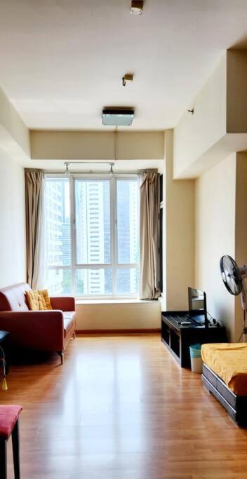 Apartment Studio Near Klcc For 3~4 Pax *
